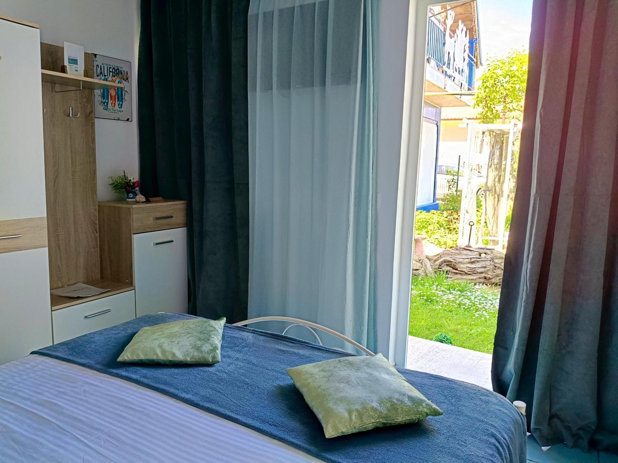 Casa Babica Guesthouse Costinești Dış mekan fotoğraf